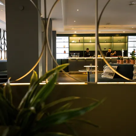 호텔 Coral & - Adults Only