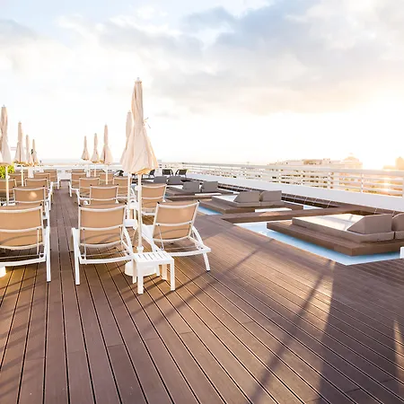 ホテル Coral & - Adults Only