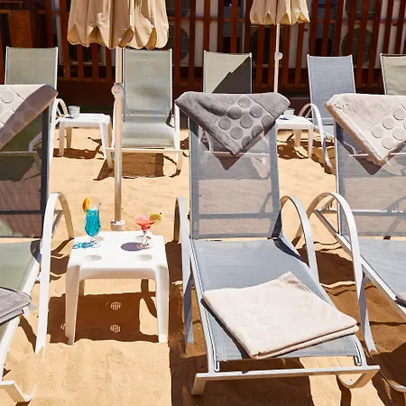 Coral & - Adults Only Szálloda
