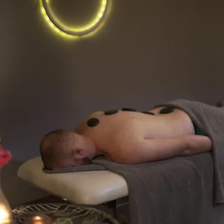 ホテル Coral & - Adults Only