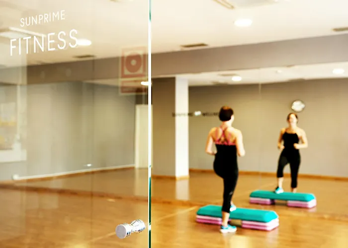 Hotel Coral & - Adults Only