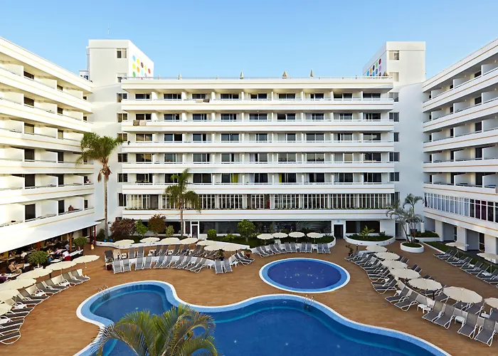 Coral & - Adults Only 4*