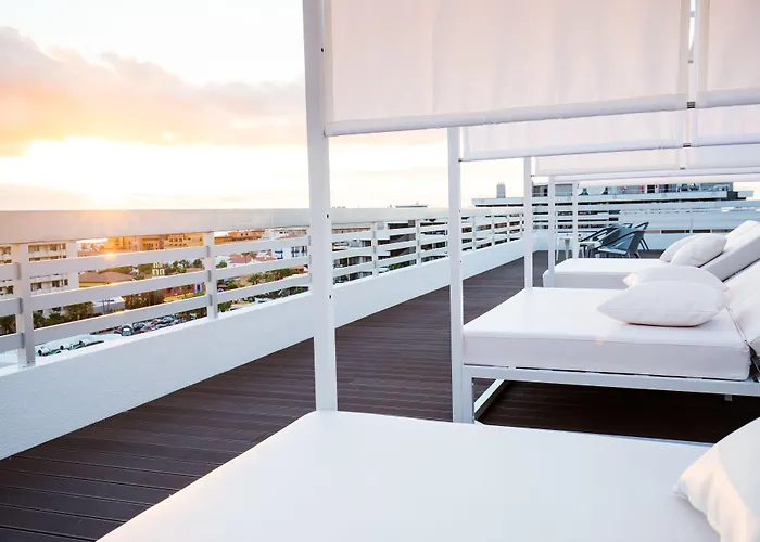 Hotel Coral & - Adults Only 4*